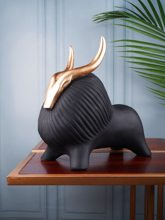 Premium yak figurine black