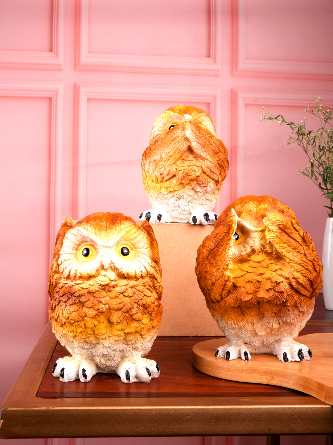 The white ink decor premium owl figurine set of three