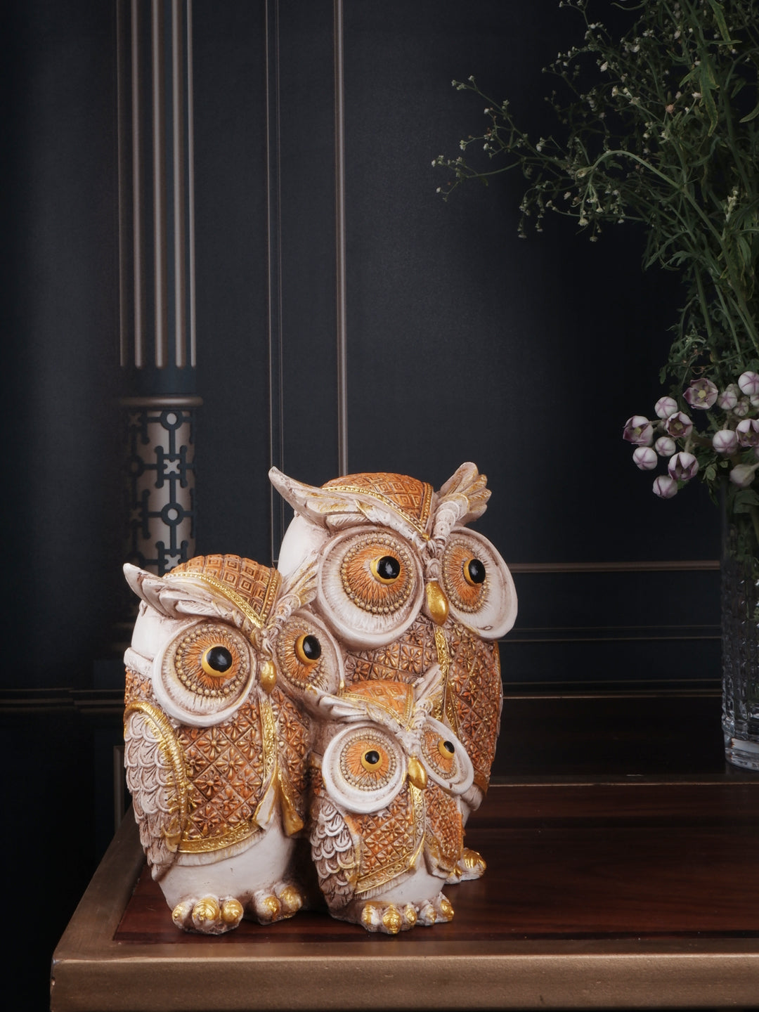 The white ink decor premium fengshu owl figurine