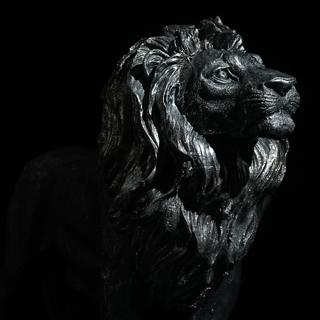 Regal Silver Lion Home Decor Showpiece