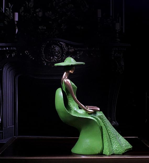 Timeless Elegance and Fashion-Forward Flair showpeice in Green